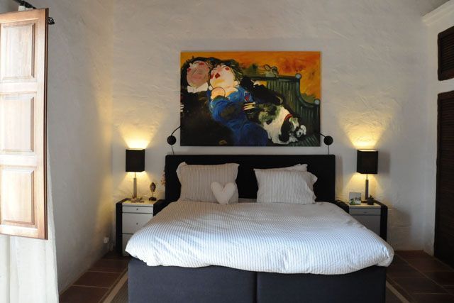 The farmhouse El Guarda, in Alcala del Valle, is a beautiful 500-year-old building converted into a small and luxurious Bed and Breakfast, located in a picturesque valley near the historic city of Ronda.
