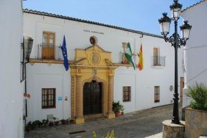 AYUNTAMIENTO-DE-VILLALUENGA-del-Rosario-sierra-de-cadiz-cultura-1