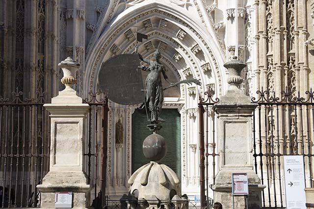 sculptura Catedral de Sevilla