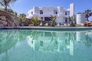 Apartamentos Turisticos Bahia de Trafalgar Alojamiento y Celebraciones playa zahora